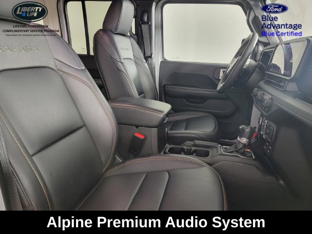 Used 2024 Jeep Wrangler Unlimited Sahara w/ Technology Group AWD/4WD image 18