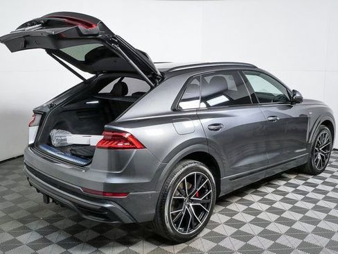 Used 2023 Audi Q8 Premium Plus w/ Premium Plus Package image 27