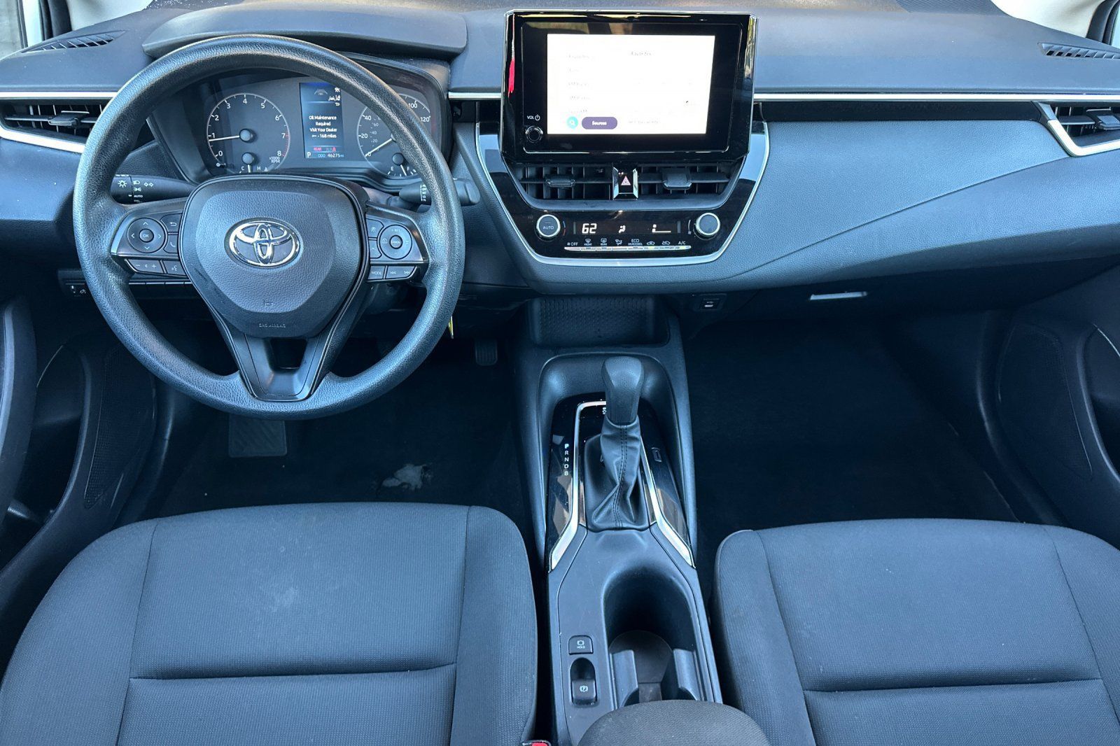 Used 2024 Toyota Corolla LE FWD image 12