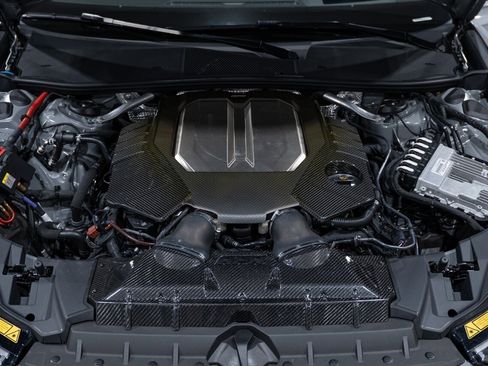 Used 2022 Audi RS 6 4.0T quattro Avant w/ Carbon Optic Package image 45