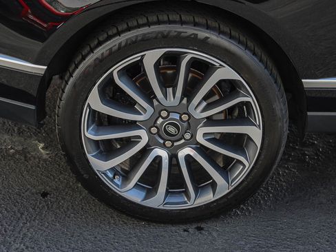 Used 2022 Land Rover Range Rover Westminster Edition image 12