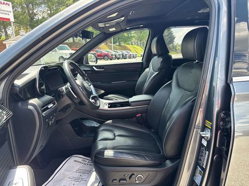 Used 2023 Hyundai Palisade Calligraphy w/ Cargo Package AWD/4WD image 10