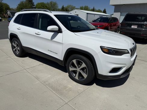 Used 2019 Jeep Cherokee Limited AWD/4WD image 1
