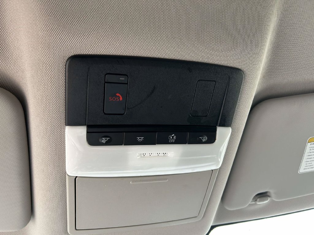Used 2025 Nissan Rogue SV FWD image 26