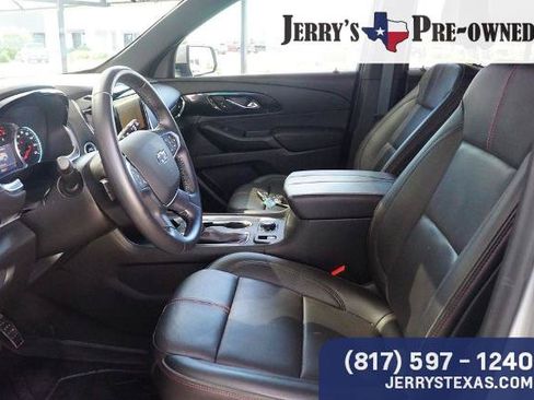 Used 2022 Chevrolet Traverse RS FWD image 19