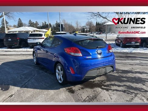 Used 2013 Hyundai Veloster Base image 8