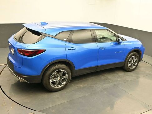 Used 2025 Chevrolet Blazer LT image 42