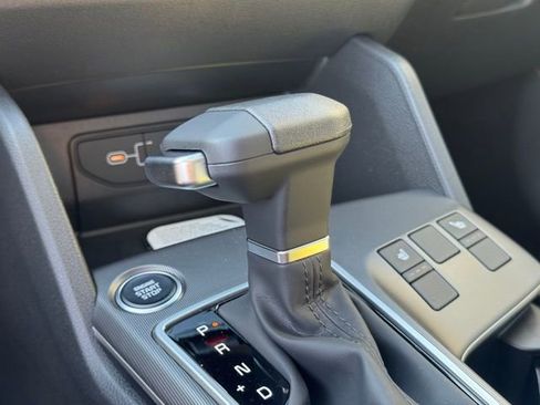 New 2026 Kia Sportage EX image 21