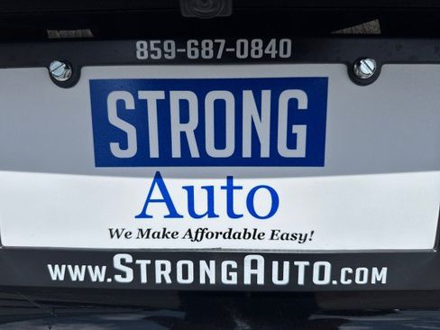 Used 2025 Nissan Rogue SV FWD image 18