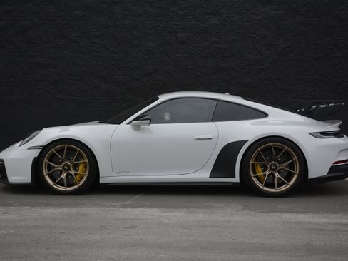 Certified 2022 Porsche 911 GT3 image 2