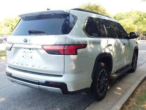 Used 2023 Toyota Sequoia Limited w/ Tow Technology Package RWD image 11