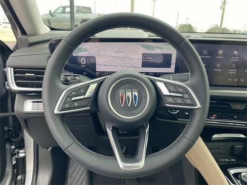 New 2026 Buick Envision Preferred image 18