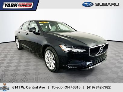 Used 2018 Volvo S90 T6 Momentum w/ Convenience Package