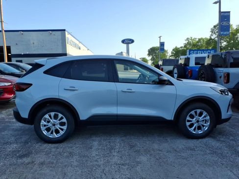 New 2026 Ford Escape Active w/ Tech Pack #1 AWD/4WD image 2