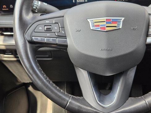 Used 2024 Cadillac XT4 Premium Luxury FWD image 22