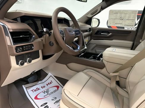 New 2026 GMC Yukon XL Denali w/ Sun & Power Step Package RWD image 9