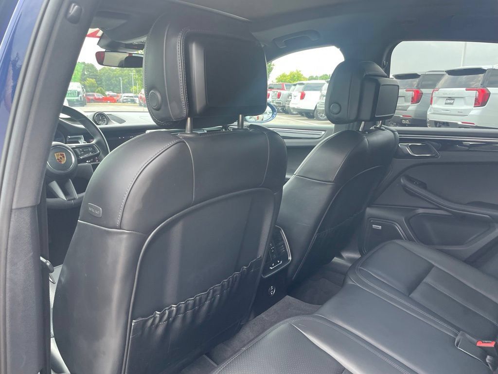 Used 2022 Porsche Macan S AWD/4WD image 22