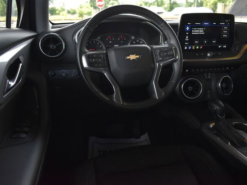 Used 2024 Chevrolet Blazer LT w/ Midnight/Sport Edition FWD image 18