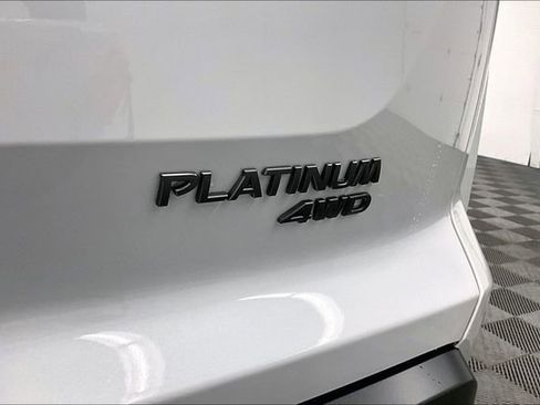 New 2026 Nissan Pathfinder Platinum AWD/4WD image 21