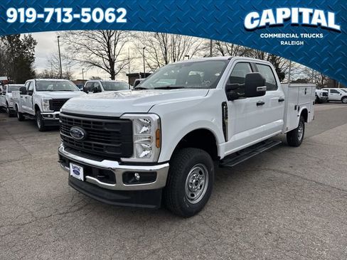 New 2026 Ford F250 XL w/ XL Chrome Package AWD/4WD image 1