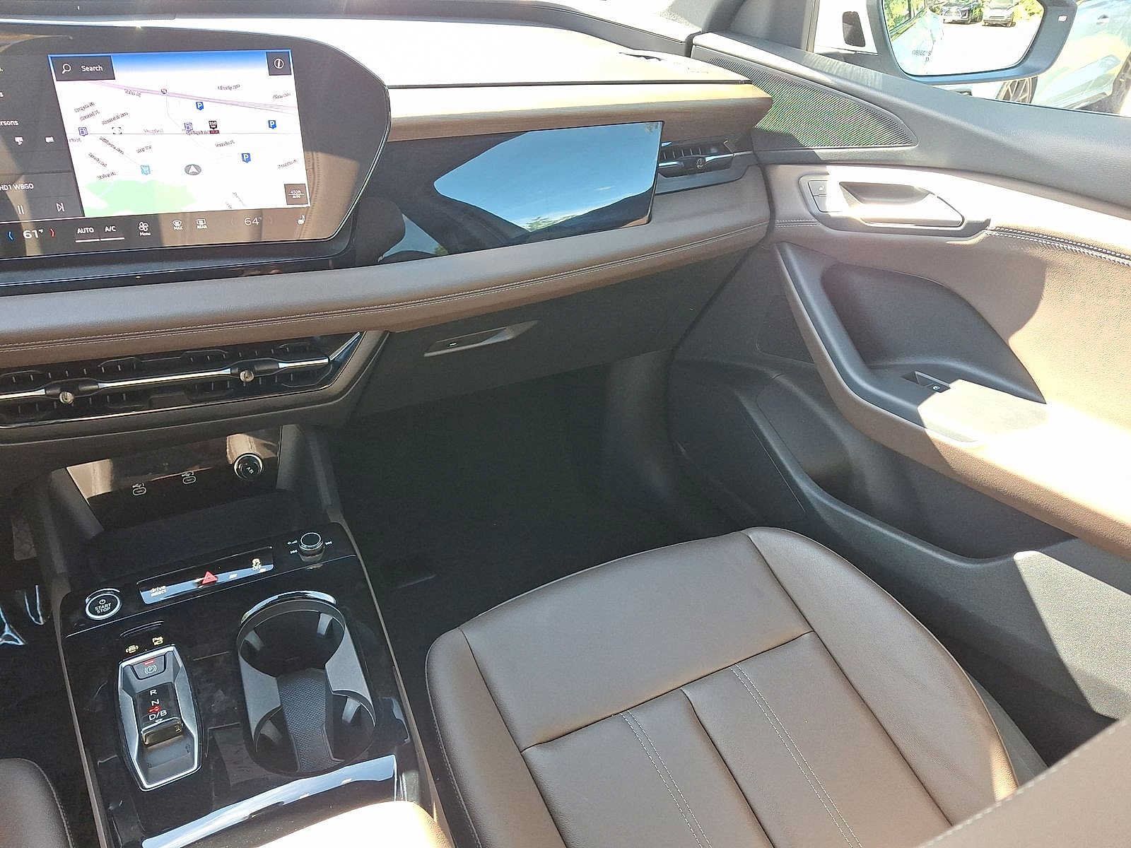 Used 2025 Audi Q6 e-tron Premium w/ Convenience Package AWD/4WD image 11