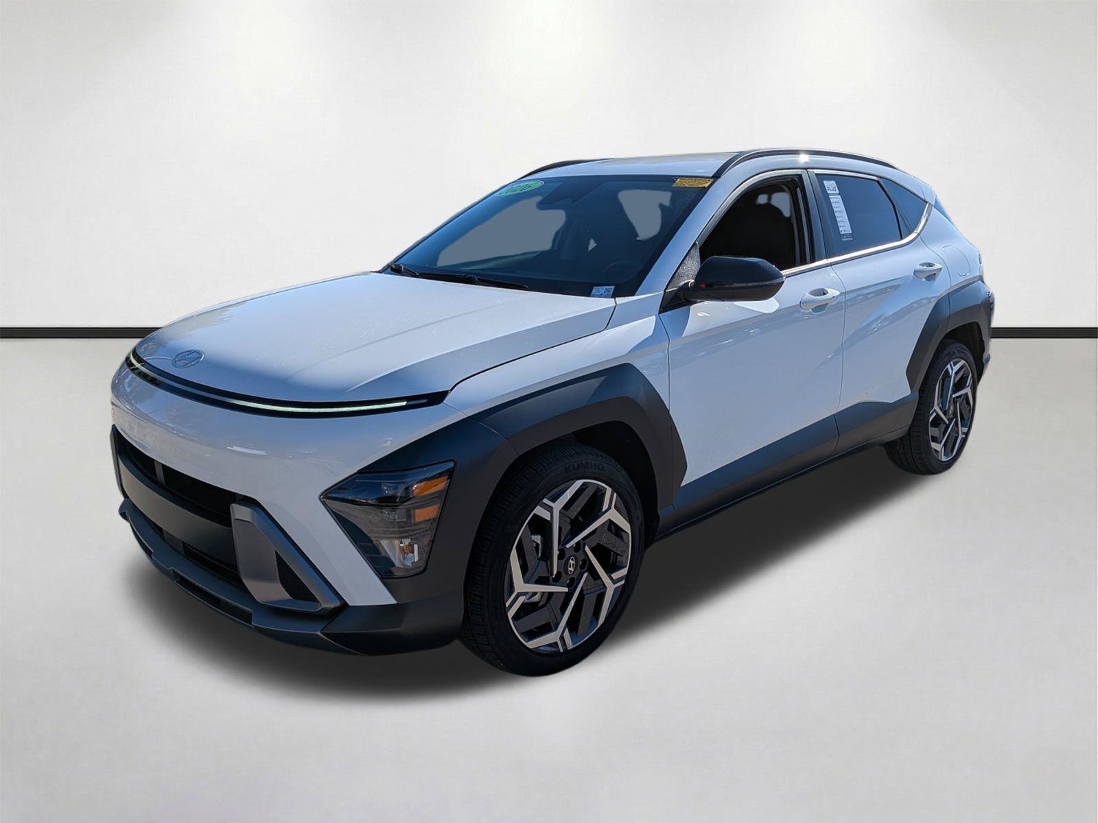 Used 2026 Hyundai Kona SEL Premium FWD image 8