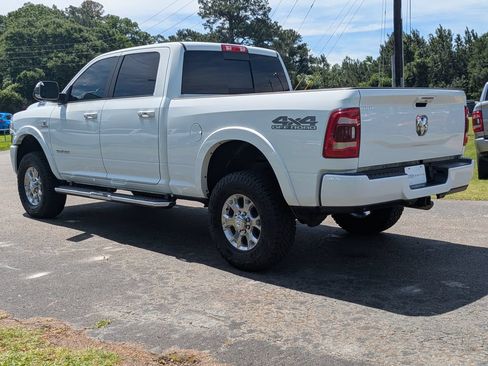 Used 2022 RAM 2500 Laramie AWD/4WD image 4