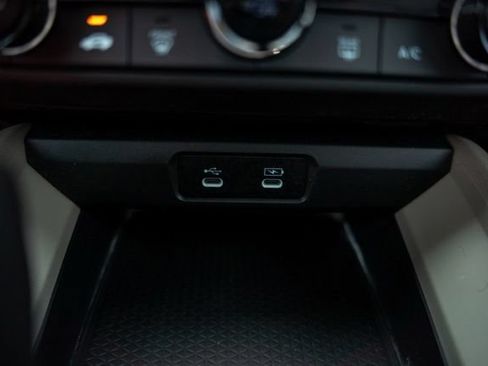 Used 2025 Honda Accord LX image 24