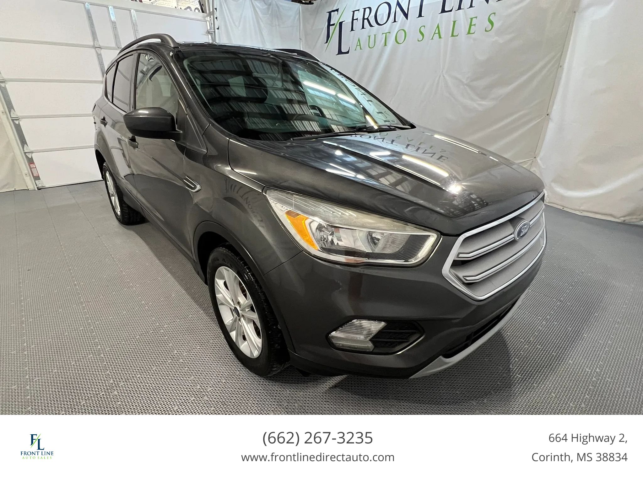 Used 2018 Ford Escape SE FWD image 1