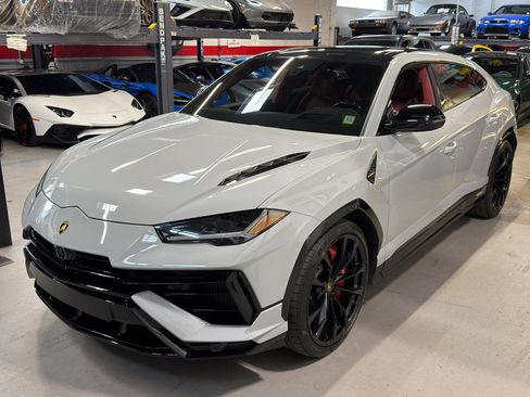 Used 2024 Lamborghini Urus S AWD/4WD image 11