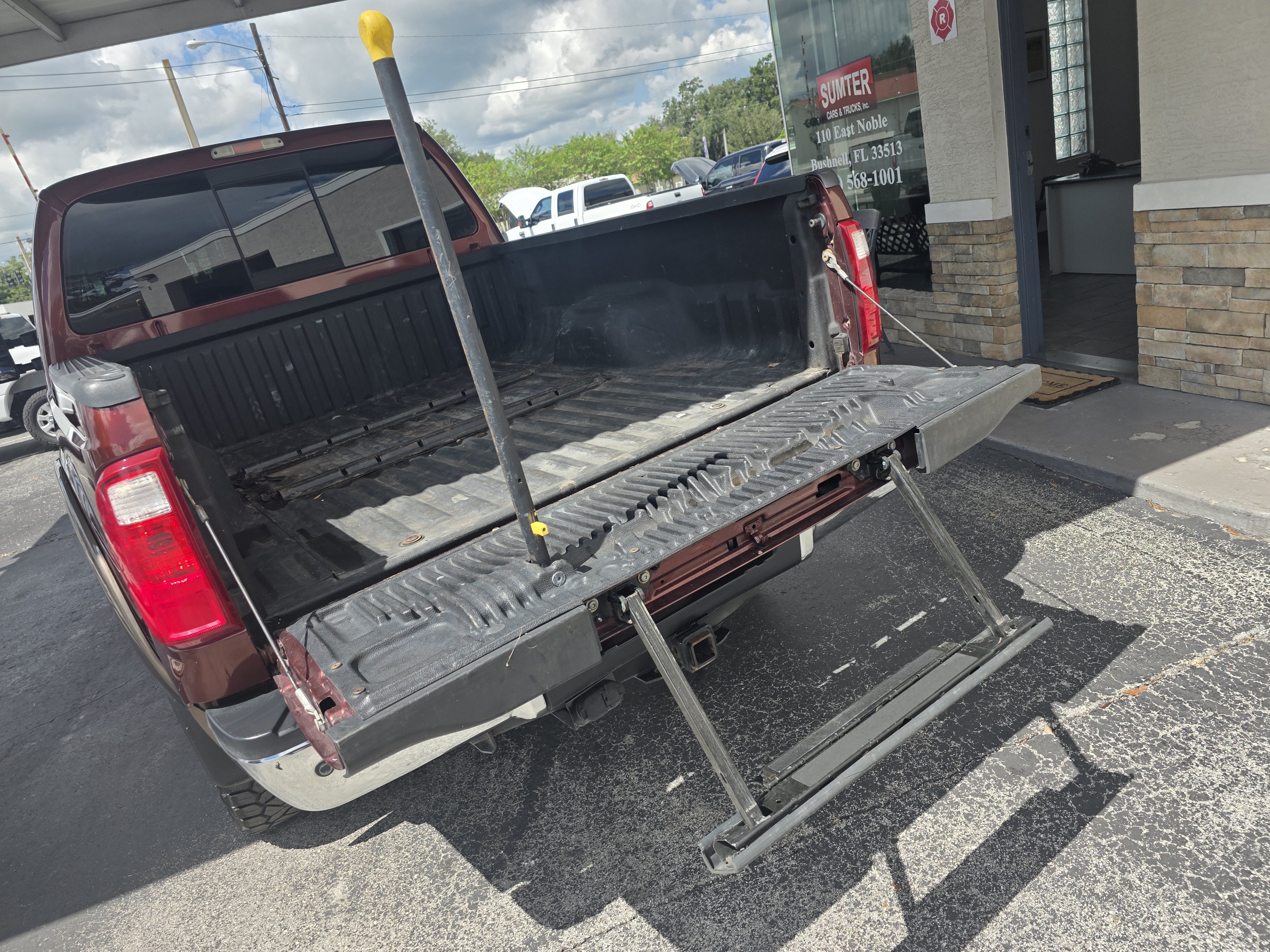 Used 2015 Ford F350 Lariat w/ Chrome Package AWD/4WD image 7