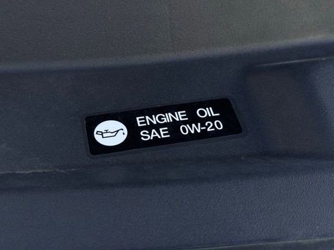 Used 2022 Toyota Highlander LE image 52