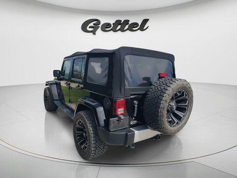 Used 2014 Jeep Wrangler Unlimited Sahara AWD/4WD image 5
