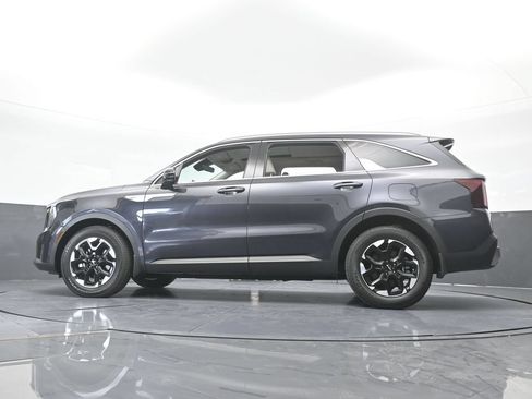 Used 2025 Kia Sorento S w/ Panoramic Sunroof Package FWD image 59
