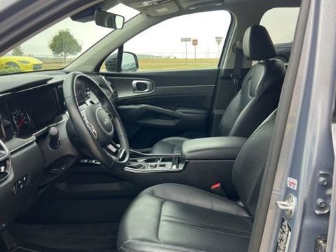 Used 2022 Kia Sorento SX AWD/4WD image 9