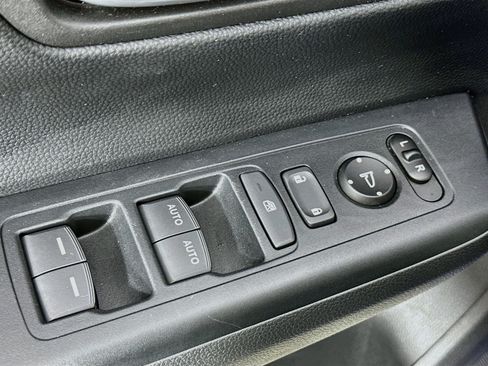 Used 2023 Honda CR-V Sport image 17