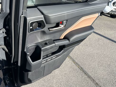 New 2026 Toyota 4Runner Limited image 16