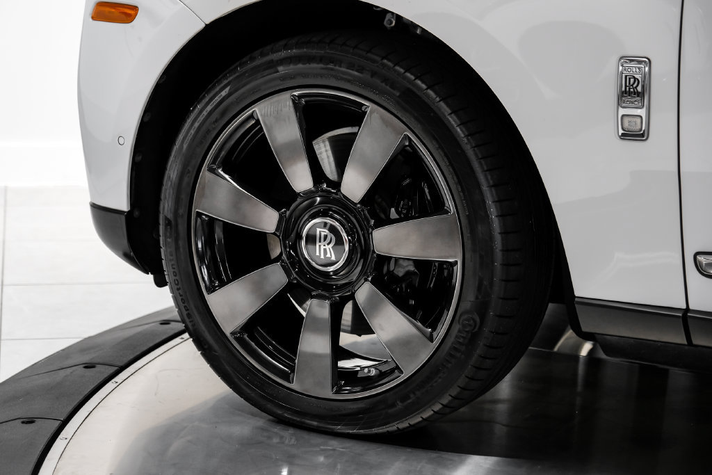 Used 2022 Rolls-Royce Cullinan AWD/4WD image 79