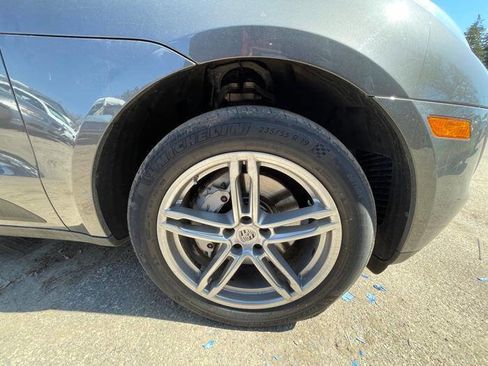 Used 2015 Porsche Macan S image 20