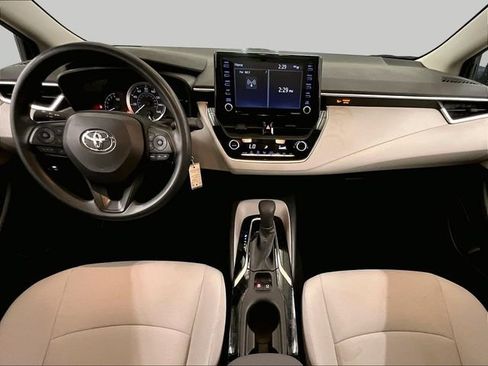 Used 2022 Toyota Corolla LE FWD image 14