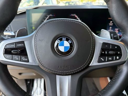 Used 2024 BMW X5 xDrive40i w/ M Sport Package AWD/4WD image 33