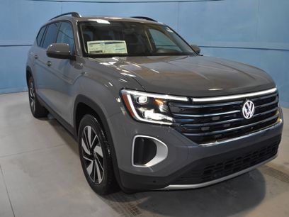 New 2026 Volkswagen Atlas SE