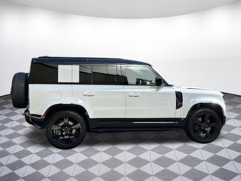 New 2026 Land Rover Defender 110 X-Dynamic SE AWD/4WD image 8