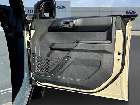 New 2025 Ford Bronco Badlands image 31