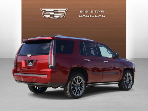Used 2020 Cadillac Escalade Premium Luxury w/ Escalade Sport Edition image 5
