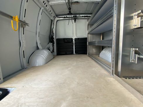 Used 2025 Chevrolet Express 2500 Extended w/ Communications Package image 8