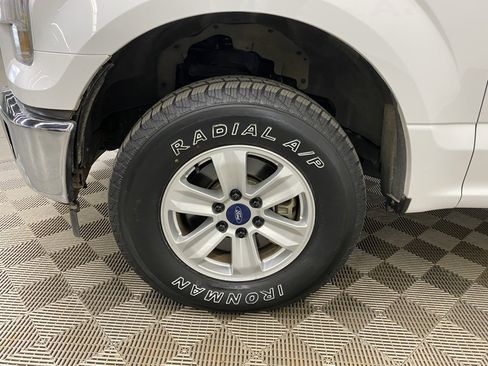 Used 2017 Ford F150 XLT image 8