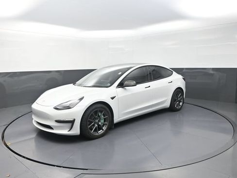 Used 2022 Tesla Model 3 Long Range AWD/4WD image 35