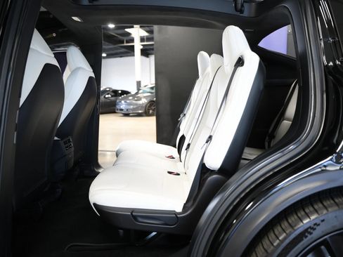 Used 2020 Tesla Model X Long Range AWD/4WD image 47