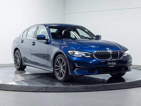 Used 2019 BMW 330i xDrive Sedan w/ Premium Package AWD/4WD image 4
